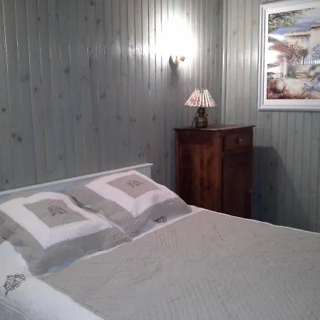 La Pause Auvergnate Holiday home *